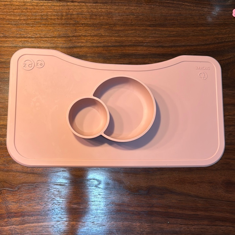 Stokke steps highchair ezpz mat- EUC!